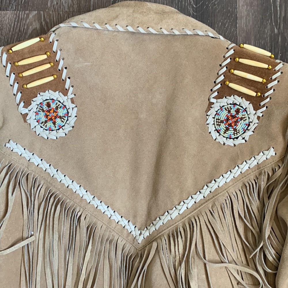 Leather Fringe, Native American Beaded Jacket - Picture 6 of 15